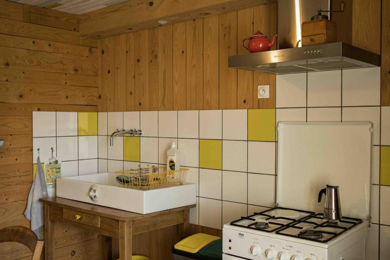 Saint-Hilaire  Le Vallon D'Armandine, Gite Ecologique Auvergne المظهر الخارجي الصورة